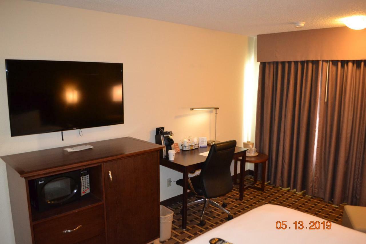 Best Western Overland Park Hotel Екстер'єр фото